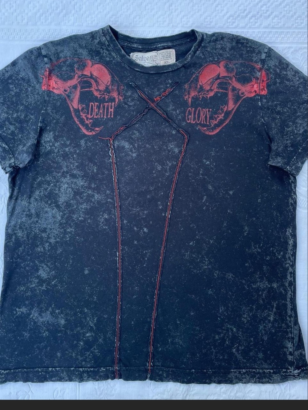 Salvage Black & Red 'Death Glory' Graphic Tee. XL